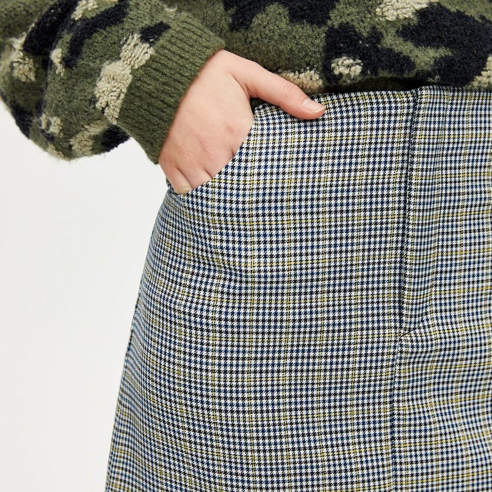 Pull & Bear Patterned Mini Skirt - Picture 11 of 16